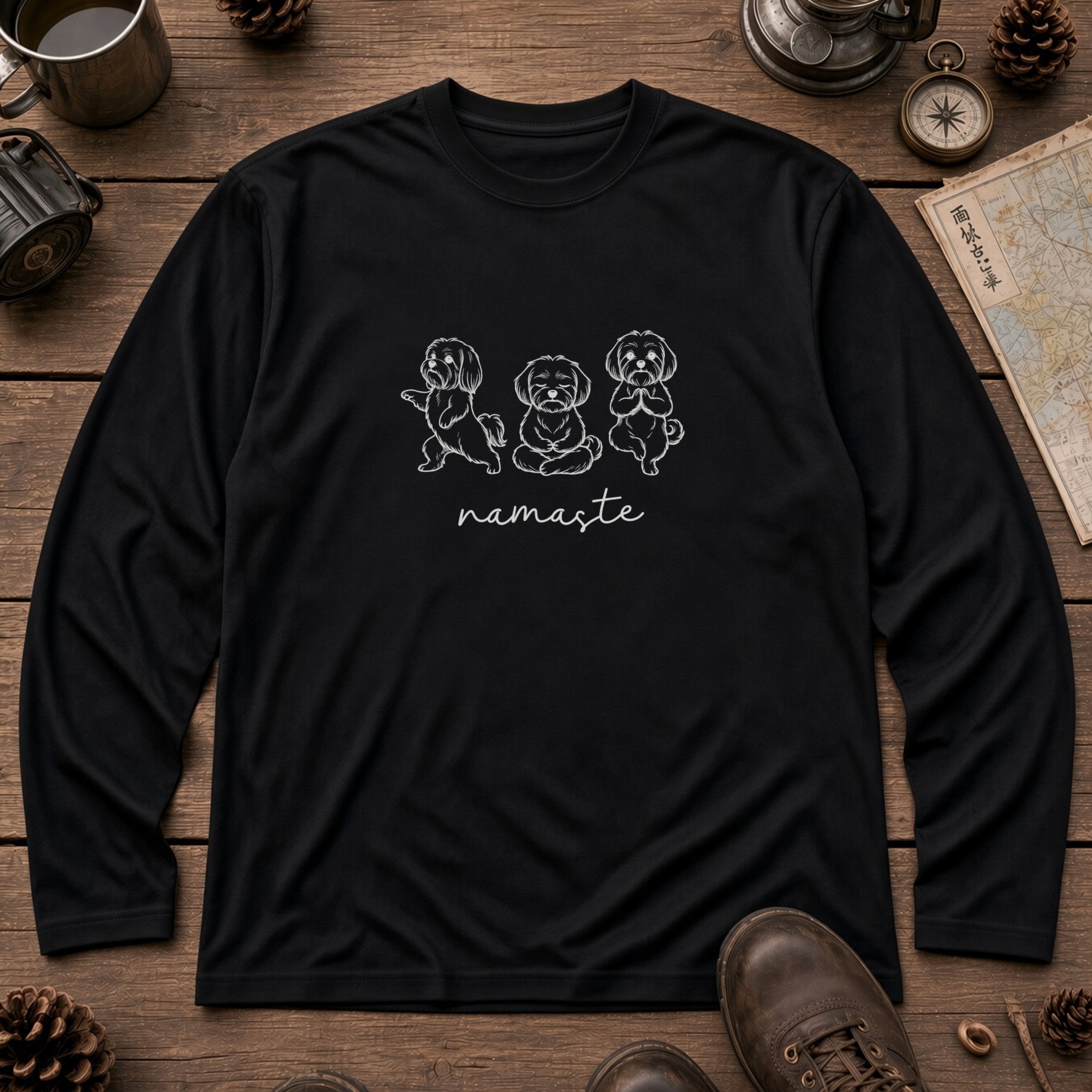 MALTESE NAMASTE | マルチーズ 犬 ヨガ 瞑想 イラスト かわいい ワンポイント 長袖Tシャツ【犬好き・ルームウェア・カジュアル・ギフト】